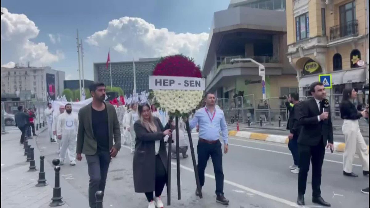 HEP-SEN'den 1 Mayıs açıklaması: 'Çağımızın kara vebası sağlık sistemidir'