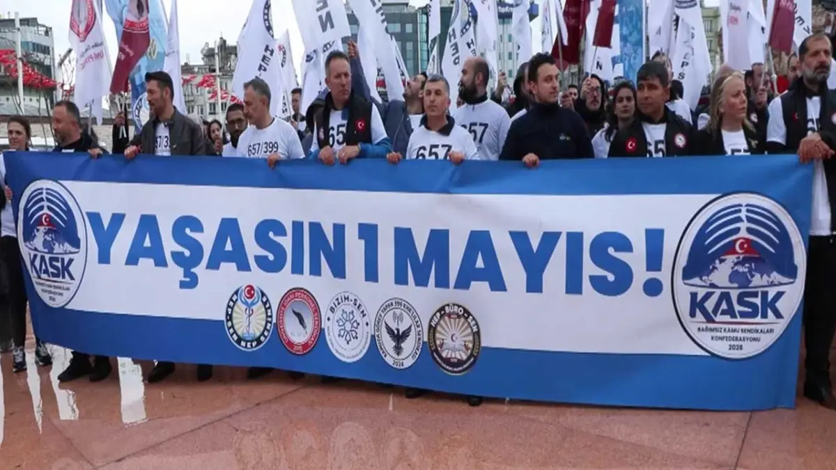 KASK ve HEP-SEN’den Taksim’de 1 Mayıs çıkartması: Yüzde 50 enflasyonla yaşamaya çalışıyoruz